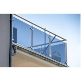 guarda corpo de aço inox com vidro para sacada