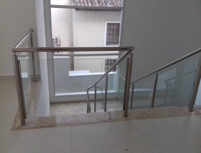 Corrimão de Torre com Vidro Valor Alphaville Residencial Plus - Corrimão Aço Inox com Vidro