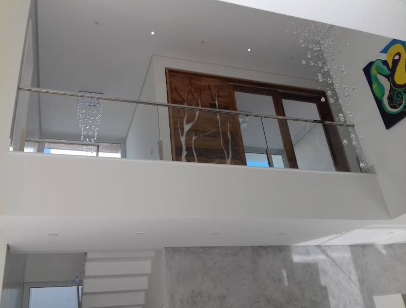 Corrimão em Vidro com Torre Valor Jardim Aracília - Corrimão com Vidro para Escada