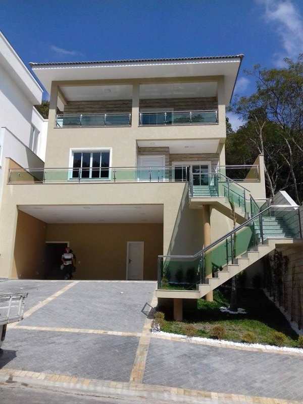 Corrimãos de Vidro para Escada Residencial Três - Corrimão de Parede