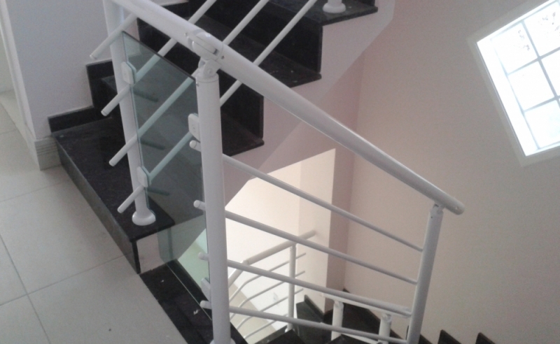 para Peito de Alumínio para Escada Preço Invernada - para Peito de Alumínio e Vidro