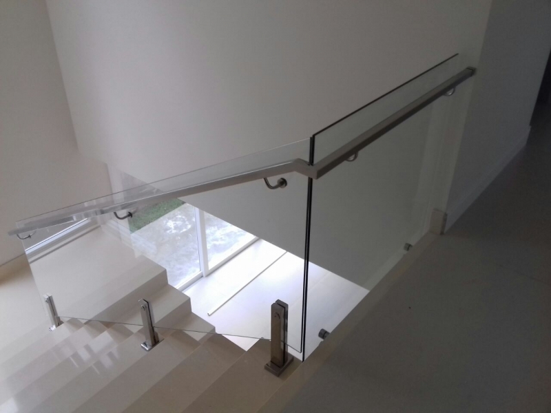 Suporte para Corrimão Inox Residencial Nove - Suporte para Corrimão em Aço Inox